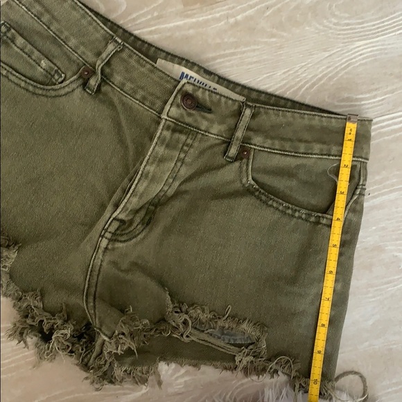RARE Brandy Melville Shorts - Picture 7 of 8